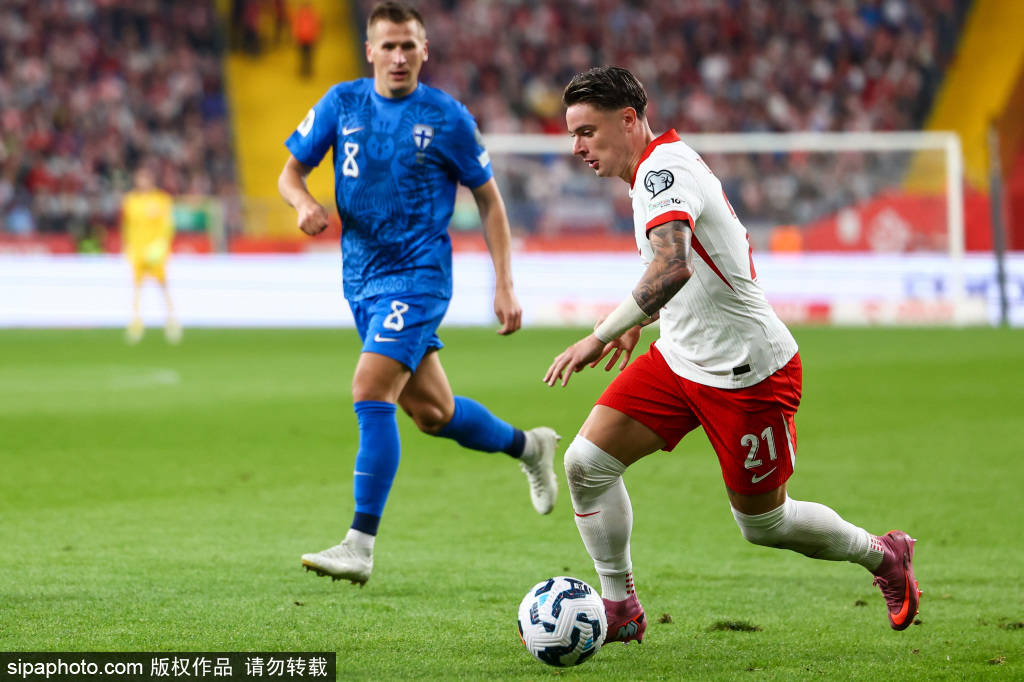 ayx games-MAD带队取胜！，莱万多夫斯基重要时刻重返赛场全场沸腾不已-ayx games