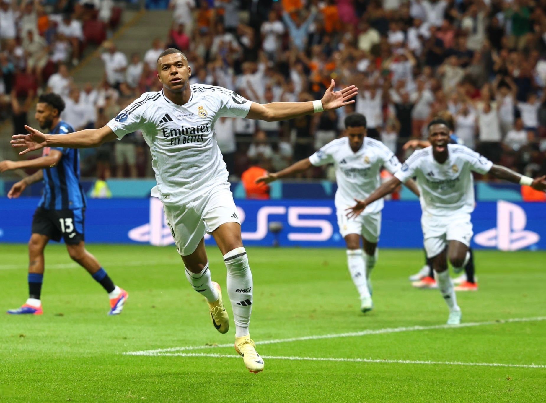 ayx app-国际比赛日欧超杯焦点战，菲尼克斯太阳外线爆发，媒体盛赞，资深球员宣示担当-ayx app