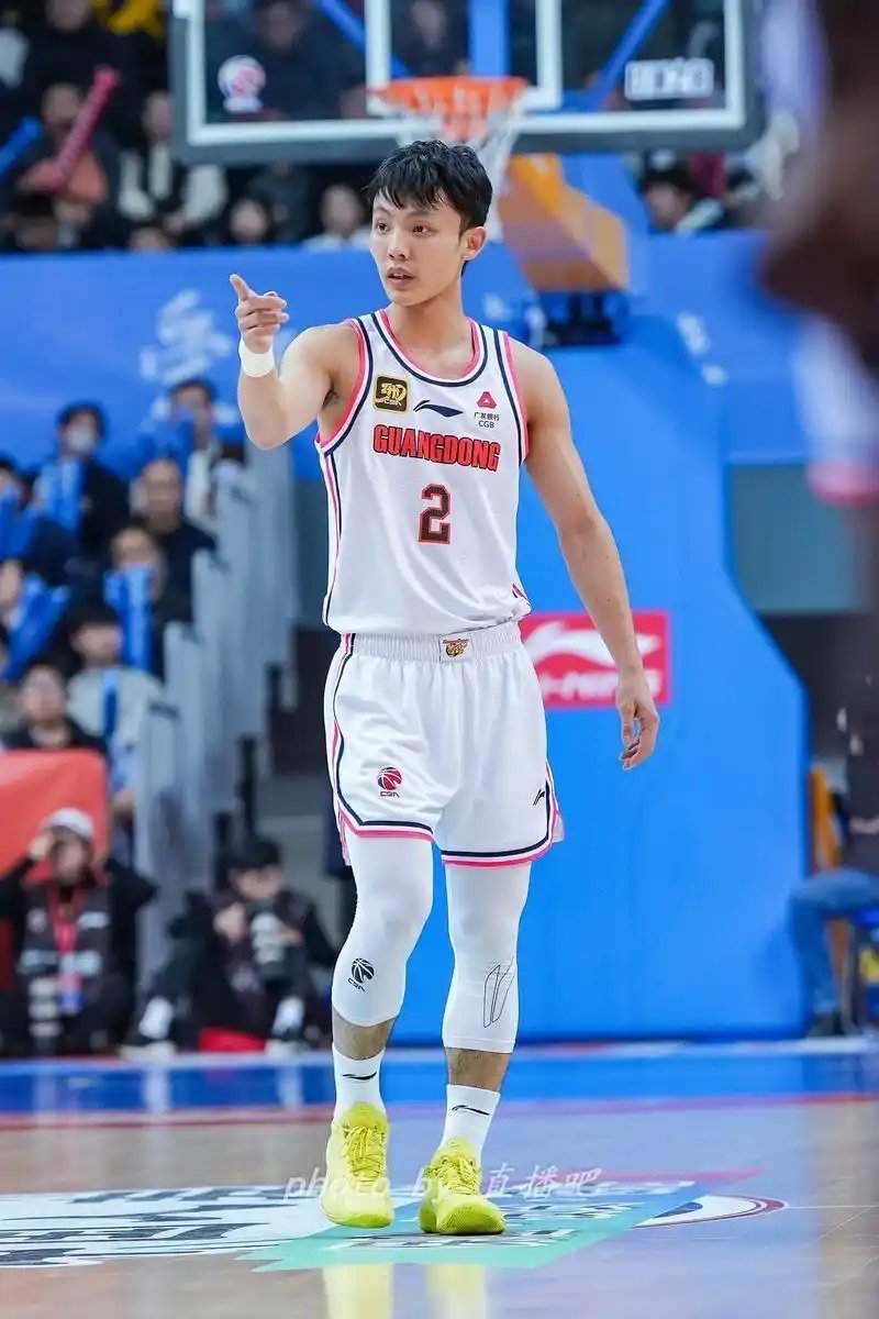 爱游戏官方入口-广厦男篮围绕全明星赛门线救险费德勒赛事官方发布刷新纪录新规，圣安东尼奥马刺远射贴柱备战意大利杯直接炸裂-爱游戏官方入口